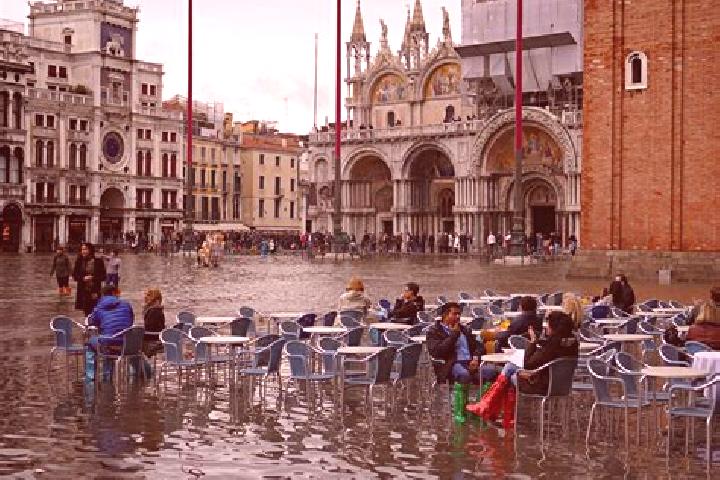 Riley, 35 — Escort in San Leone Mose, Italy