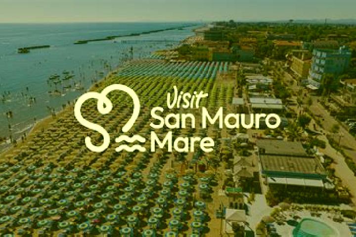 Riley, 35 — Escort in San Mauro a Mare, Italy