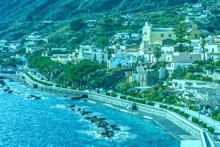 Riley, 35 — Escort in Santa Marina Salina, Italy