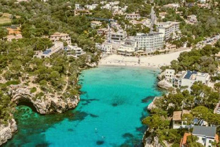 Riley, 35 — Escort in Santanyi, Spain