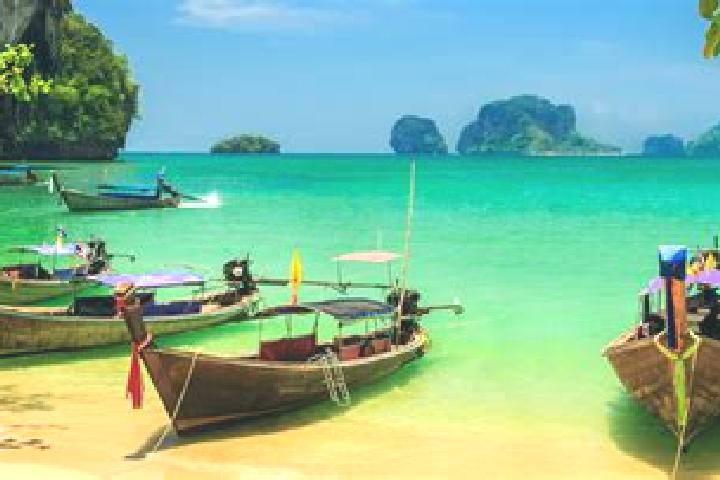 Riley, 35 — Escort in Somdet, Thailand