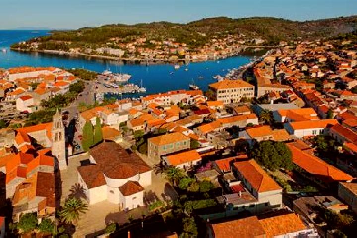 Riley, 35 — Escort in Vela Luka, Croatia