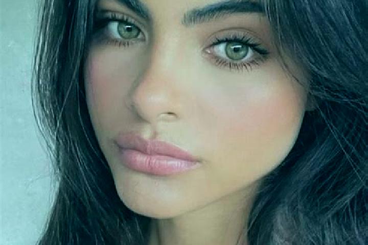 Riley, 36, a brunette green-eyed mediterranean companion based in Japeledok. Offering Overnight, Prostate Massage, Tantra, Girlfriend Experience, Duos. Avail...