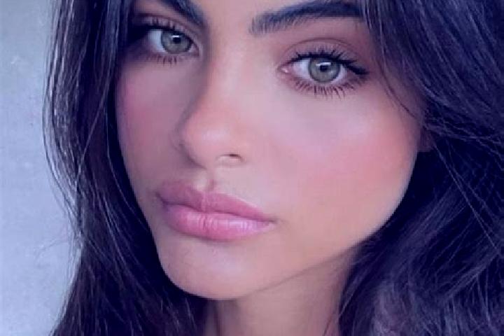 Riley, 36, a brunette green-eyed mixed companion based in Ponsanooth. Offering Tantra, OWO, Roleplay, Prostate Massage. Available for incall and outcall, day...