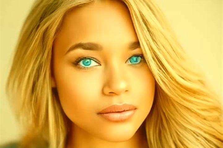 Riley, 36, a dark blonde blue-eyed latina companion based in Rudavka. Offering Girlfriend Experience, GFE, CIM. Available for incall and outcall, overnight b...