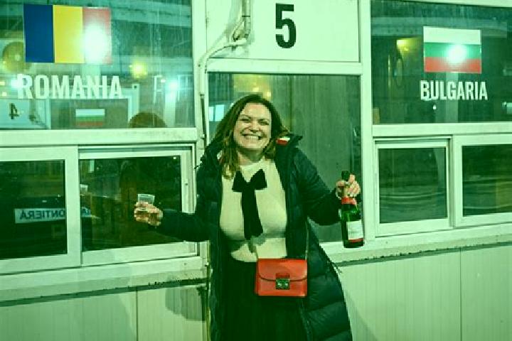 Riley, 36 — Escort in Sarbeni, Romania