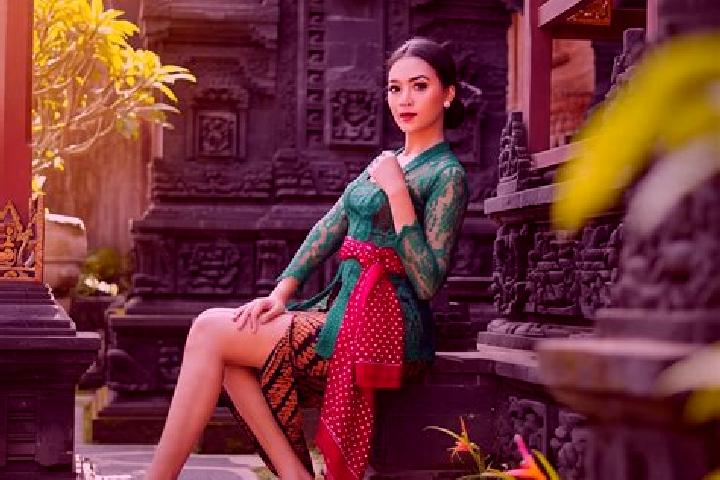 Riley, 36 — Escort in Sorendiweri, Indonesia