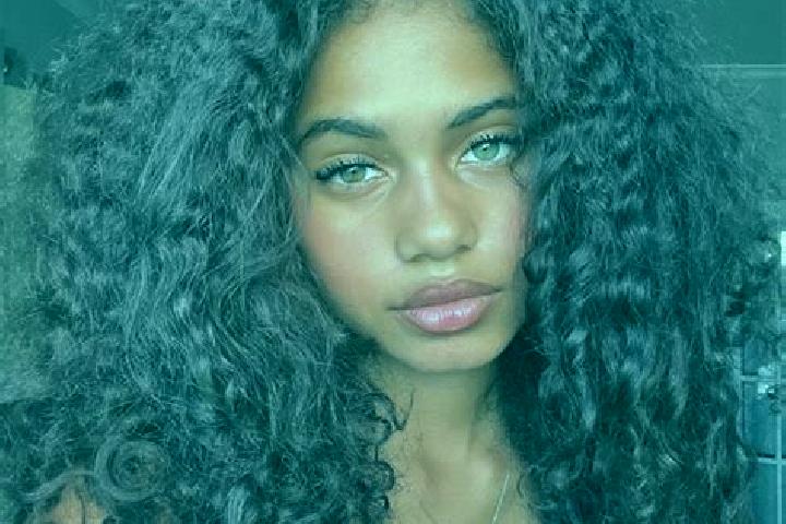 Riley, 37, a auburn blue-eyed ebony companion based in Godveerdegem. Offering Striptease, Dinner Date, Travel Companion, Girlfriend Experience. Available for...