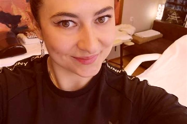 Riley, 37, a black dark-eyed mediterranean companion based in Jupille-sur-Meuse. Offering Tantra, OWO, Girlfriend Experience. Available for incall and outcal...