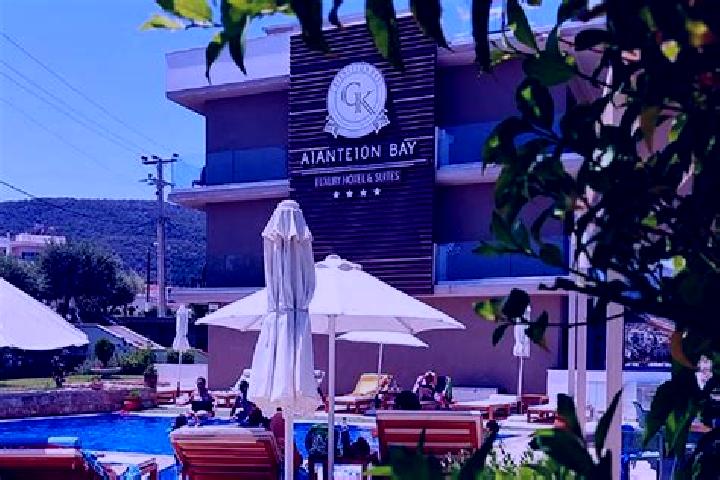 Riley, 37 — Escort in Aianteio, Greece