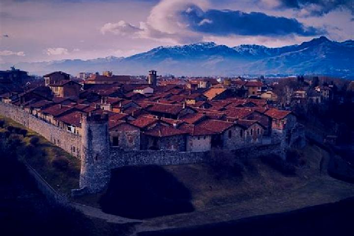 Riley, 37 — Escort in Candelo, Italy