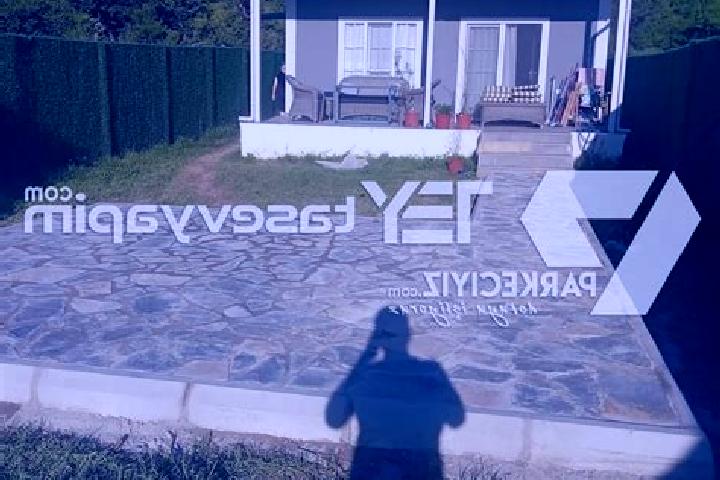 Riley, 37 — Escort in Kayrak, Turkey