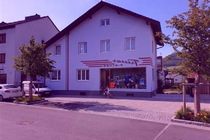 Riley, 37 — Escort in Kleinzell, Austria