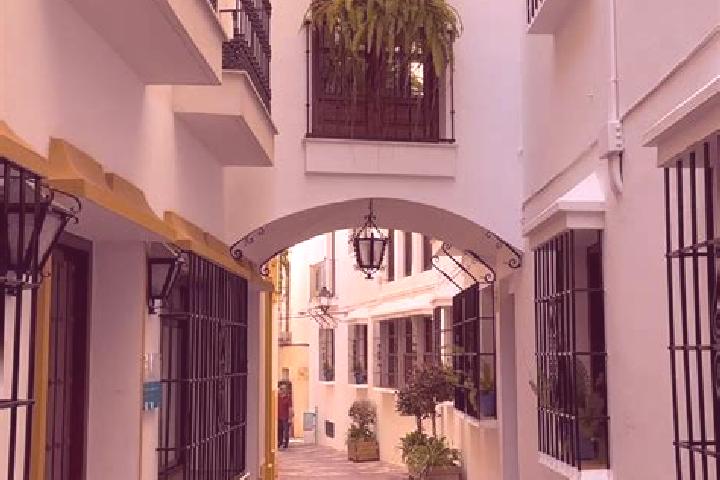 Riley, 37 — Escort in Muruzabal, Spain