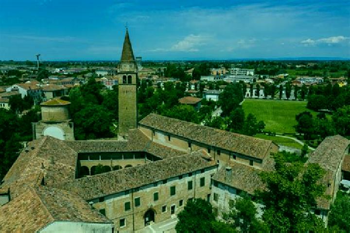Riley, 37 — Escort in Polesine, Italy