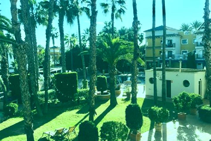 Riley, 37 — Escort in Rojales, Spain