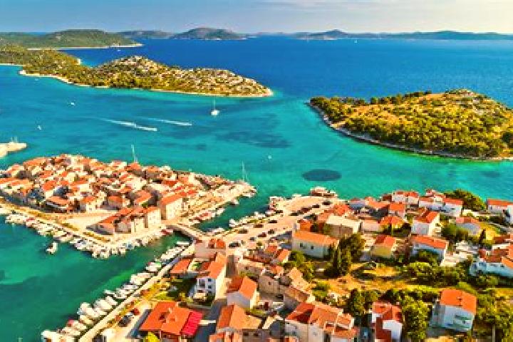 Riley, 37 — Escort in Tribunj, Croatia