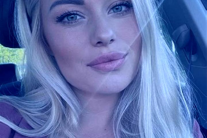 Riley, 38, a blonde hazel-eyed ebony companion based in Coquimbo. Offering Erotic Massage, Fetish, Overnight, CIM. Available for incall and outcall, overnigh...