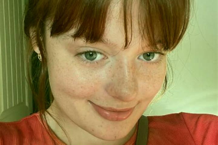 Riley, 38, a red brown-eyed mediterranean companion based in Punta Laurel. Offering BDSM, 69, Roleplay. Available for incall and outcall, day and evening dates.