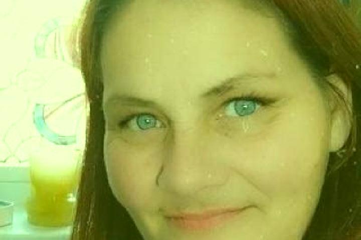 Riley, 38, a red grey-eyed ebony companion based in Effingen. Offering Deep French Kissing, Travel Companion, Prostate Massage, OWO. Available for incall and...