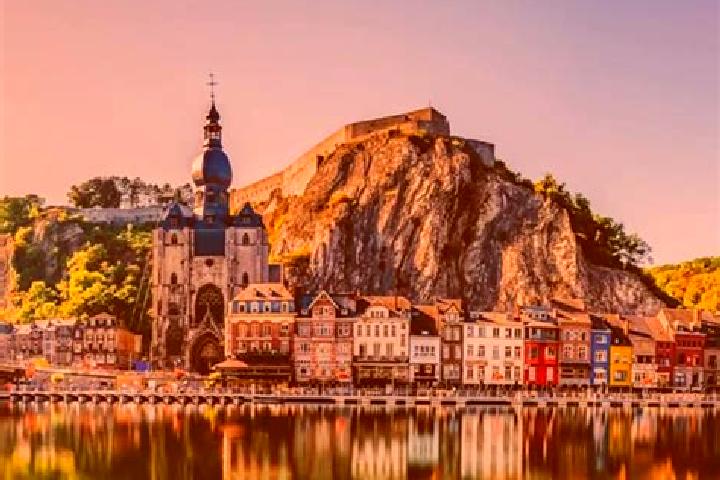Riley, 38 — Escort in Landenne, Belgium