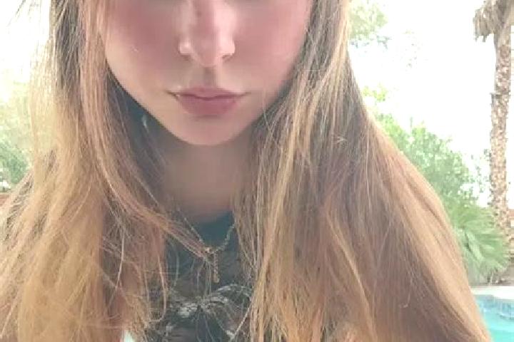 Riley, 38 — Escort in Renac, France
