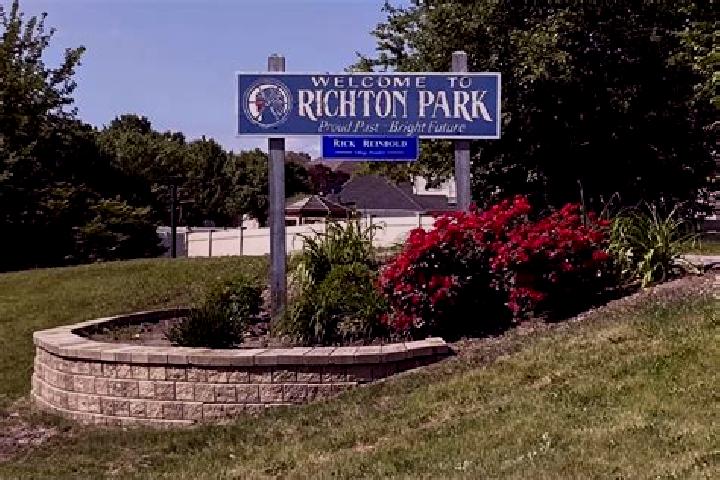 Riley, 38 — Escort in Richton Park, United States
