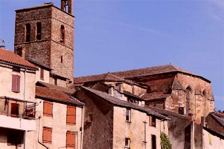 Riley, 38 — Escort in Saint-Sernin-sur-Rance, France