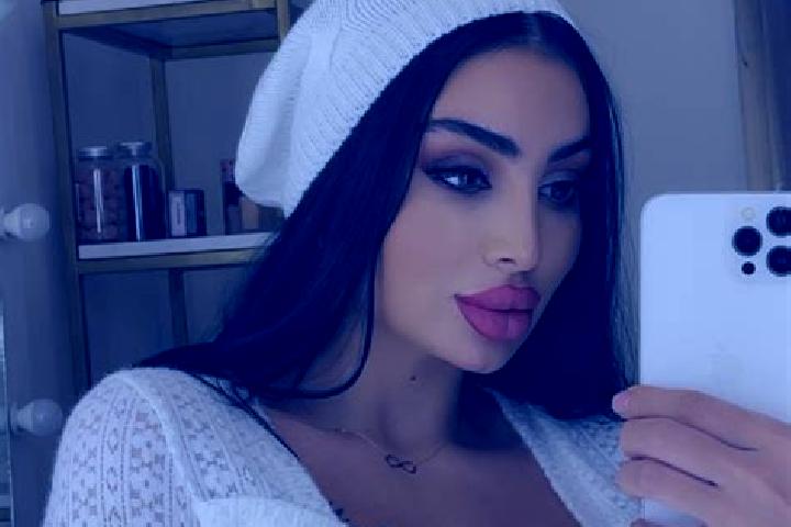 Riley, 38 — Escort in Tima, Egypt