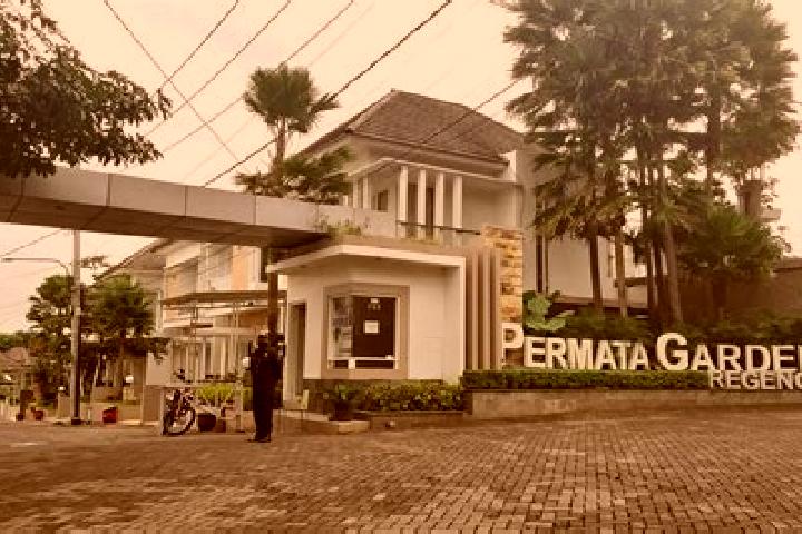 Riley, 38 — Escort in VILLA PERMATA HIJAU, Indonesia