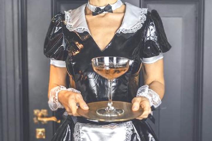 Riley, 39, a auburn dark-eyed european companion based in Veprinac. Offering Prostate Massage, BDSM, Dinner Date, Overnight, Travel Companion. Available for ...