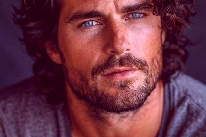 Riley, 39, a black grey-eyed mediterranean companion based in Suohe. Offering Duos, GFE, Overnight. Available for incall and outcall, day and evening dates.