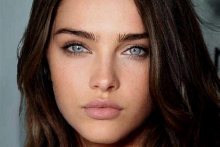 Riley, 39, a brunette blue-eyed indian companion based in Romrod. Offering A-Level, Roleplay, 69, CIM. Available for incall and outcall, day and evening dates.