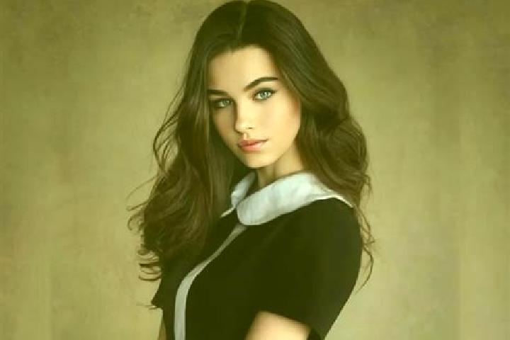Riley, 39, a brunette grey-eyed slavic companion based in Mirkow. Offering Tantra, Couples, Girlfriend Experience, CIM, Roleplay. Available for incall and ou...