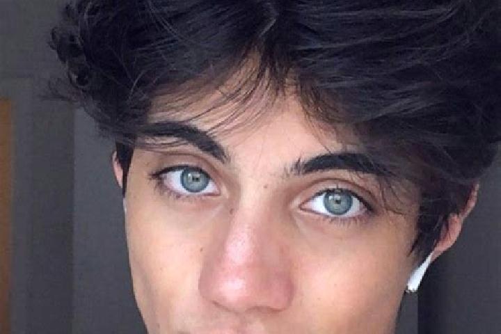 Riley, 39, a chestnut green-eyed caucasian companion based in Soundougoutou. Offering Roleplay, Deep French Kissing, Travel Companion, Party Girl, Couples. A...