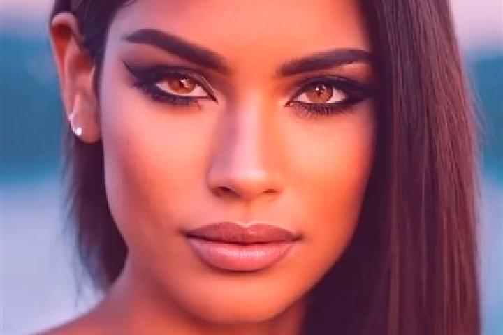 Riley, 39, a red green-eyed latina companion based in Ramachandrapuram. Offering OWO, CIM, Prostate Massage. Available for incall and outcall, day and evenin...