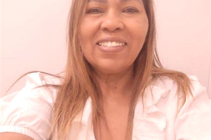 Riley, 39 — Escort in Pedras de Maria da Cruz, Brazil