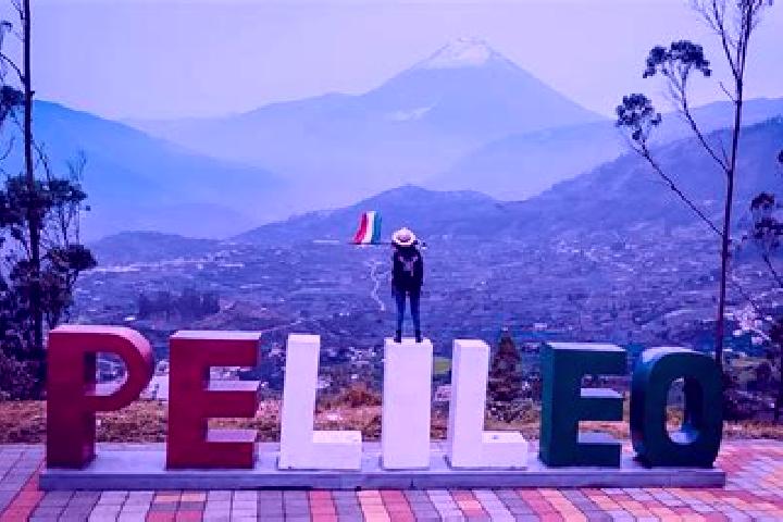Riley, 39 — Escort in Pelileo, Ecuador