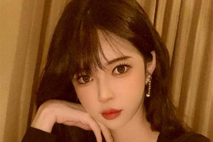 Riley, 39 — Escort in Wenshao, China