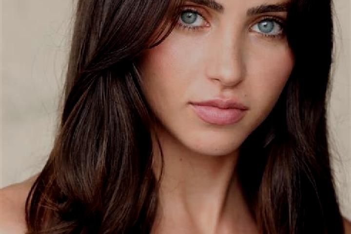 Rose, 20, a brunette blue-eyed ebony companion based in Arloev. Offering A-Level, Fetish, GFE. Available for incall and outcall, overnight bookings available.