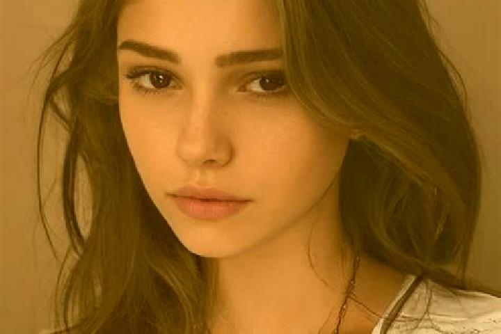 Rose, 20, a chestnut brown-eyed slavic companion based in Wulu Butie. Offering Party Girl, Domination, OWO, Erotic Massage. Available for incall and outcall,...