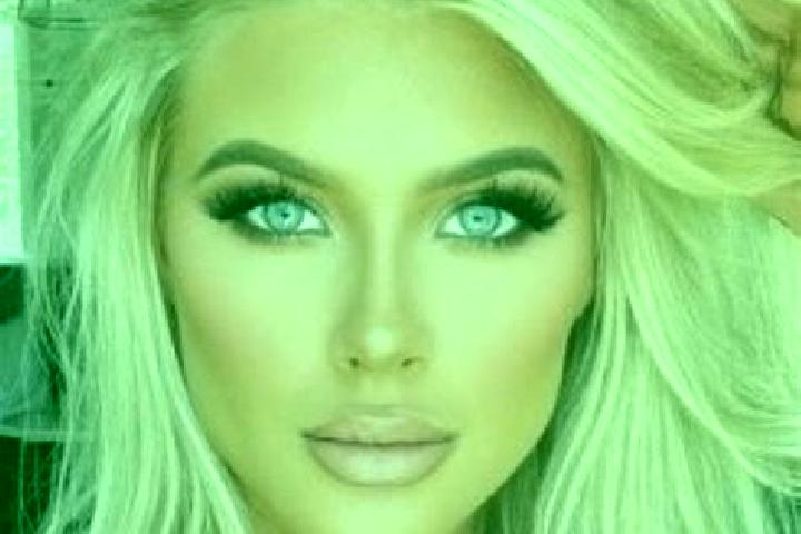 Rose, 20, a platinum blonde brown-eyed latina companion based in Skrzatusz. Offering Duos, Domination, Fetish, Dinner Date, Travel Companion. Available for i...