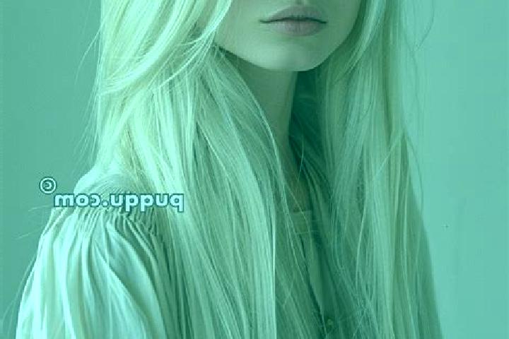 Rose, 20, a platinum blonde brown-eyed slavic companion based in Buriti Alegre. Offering Tantra, 69. Available for incall and outcall, day and evening dates.