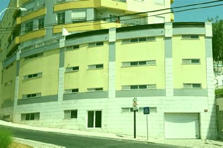Rose, 20 — Escort in Amadora, Portugal