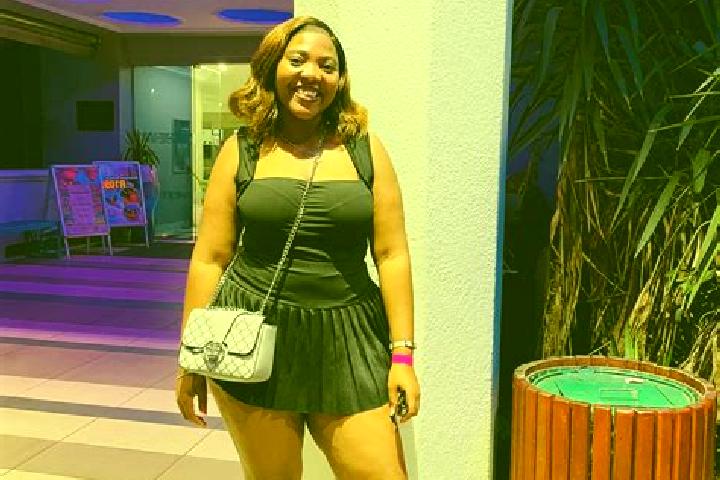 Rose, 20 — Escort in Amandelbult, South Africa