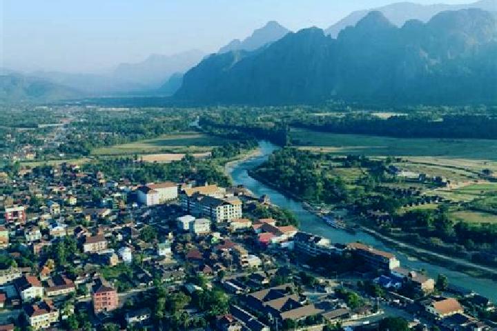 Rose, 20 — Escort in Ban Fangdeng, Laos