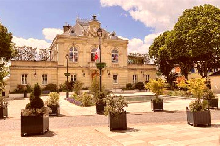Rose, 20 — Escort in Fontenay-le-Fleury, France