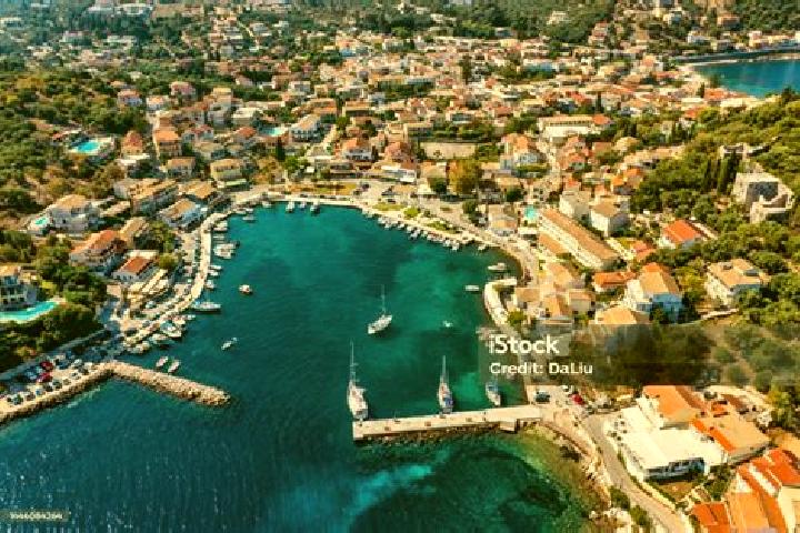 Rose, 20 — Escort in Kassiopi, Greece