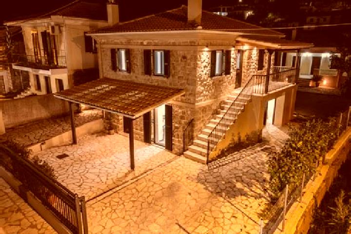 Rose, 20 — Escort in Lazarata, Greece
