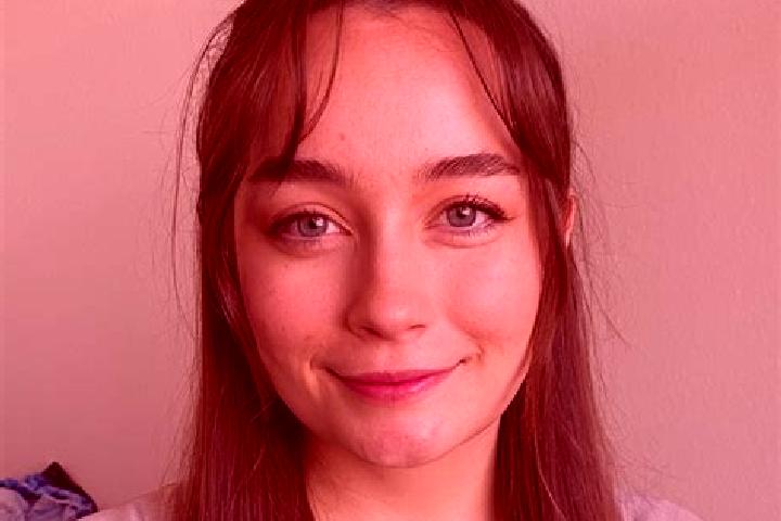 Rose, 20 — Escort in Lillian, United States